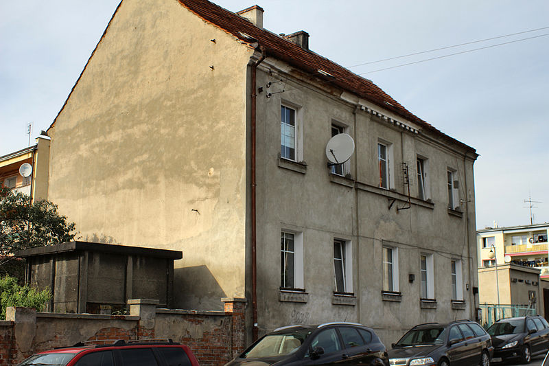 File:!-2014-wschowa-ul-kopernika-02-abri.jpg