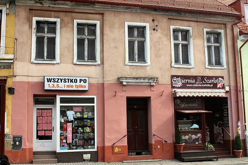 File:!-2014-wschowa-ul-westerplatte-15-abri.jpg