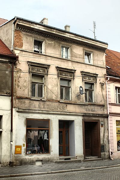 File:!-2014-wschowa-ul-niepodleglosci-13-abri.jpg
