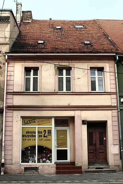 File:!-2014-wschowa-ul-niepodleglosci-11-abri.jpg