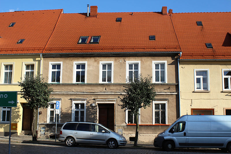 File:!-2014-wschowa-ul-daszynskiego-15-abri.jpg