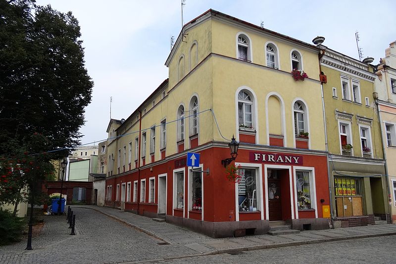 File:!-2014-wschowa-ul-rynek-02.jpg