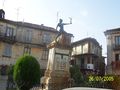 1280px-Monumento caduti Serra.jpg