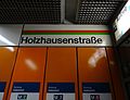 Frankfurt am Main - Holzhausenstraße (16204313932).jpg