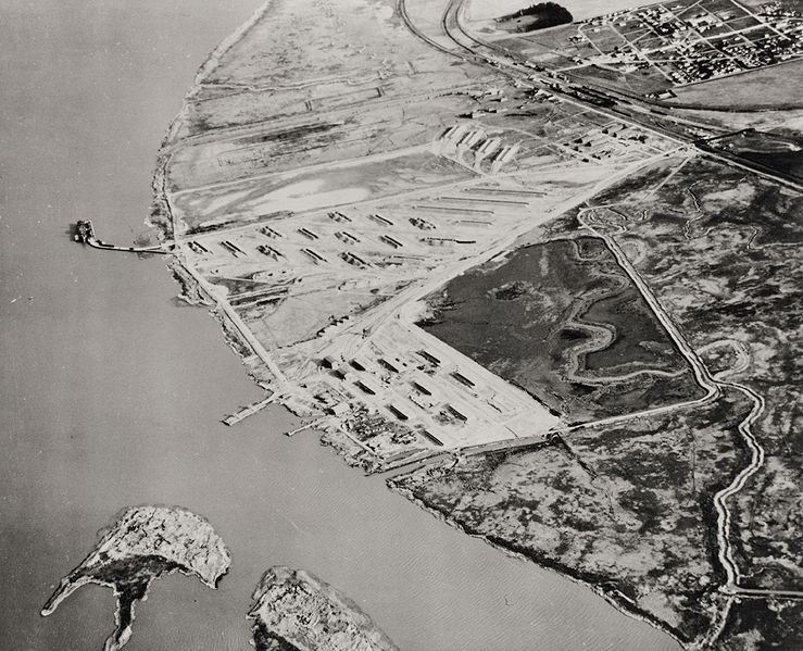 File:PortChicago-aerial-construction.jpg