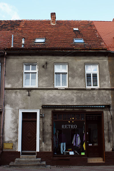 File:!-2014-wschowa-ul-kostki-02-abri.jpg