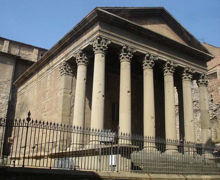 File:Templo romano de Vic - 001.jpg