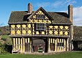 Stokesay Castle gatehouse.jpg