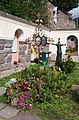 Trenker family grave - Urtijëi - 01.jpg