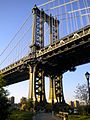 Manhattan Bridge 2009.jpg
