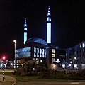 Ulu mosque at night 06.jpg