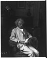 "Mark Twain," S.L. Clemens LCCN2002737349.jpg
